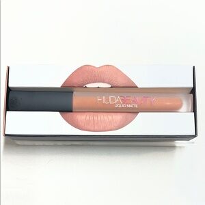 HUDA BEAUTY Liquid Matte Lipstick - Girlfriend